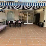 Encantador Piso Con Terraza Y Piscina