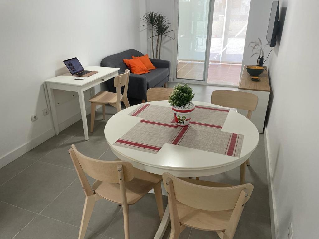 Encantador Piso Con Terraza Y Piscina Apartamento Benalmádena