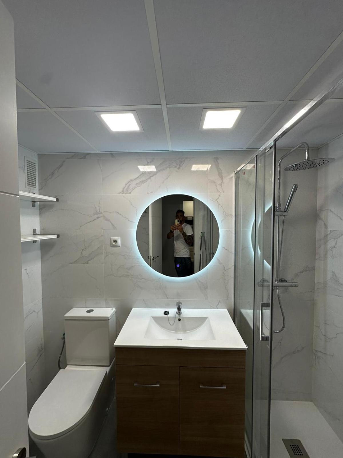 Encantador Piso Con Terraza Y Piscina Apartamento *